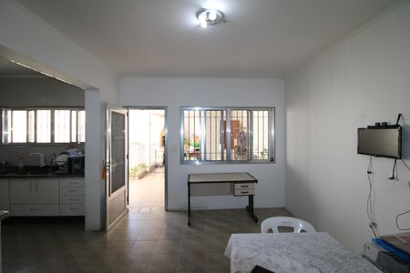 Casa à venda com 315m², 4 quartos e 8 vagasCozinha