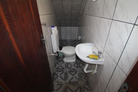 Casa à venda com 315m², 4 quartos e 8 vagasGaragem - Banheiro