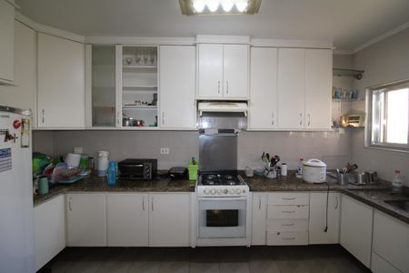 Casa à venda com 315m², 4 quartos e 8 vagasCozinha