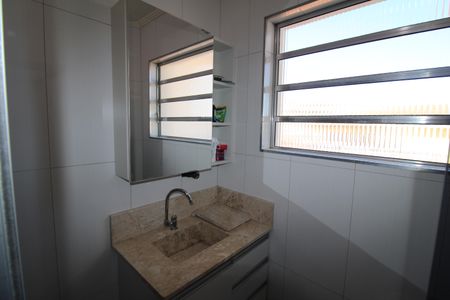 Casa à venda com 315m², 4 quartos e 8 vagasBanheiro