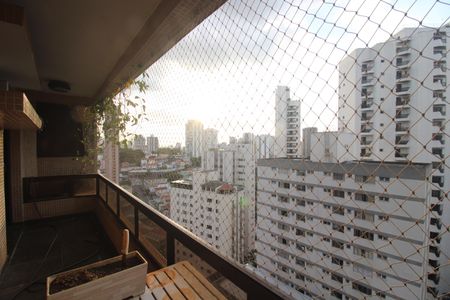 Apartamento para alugar com 355m², 4 quartos e 4 vagasQuarto 3 - Varanda