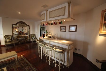 Apartamento para alugar com 355m², 4 quartos e 4 vagasSala