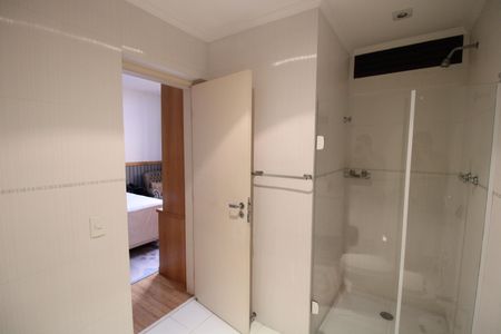 Apartamento para alugar com 355m², 4 quartos e 4 vagasQuarto 2 - Banheiro