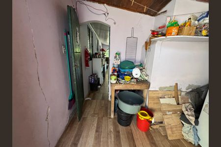 Casa à venda com 120m², 4 quartos e 1 vagaÁrea de Serviço