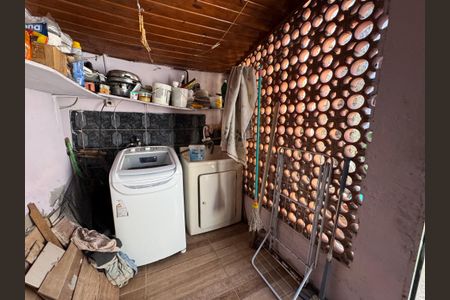 Casa à venda com 120m², 4 quartos e 1 vagaÁrea de Serviço