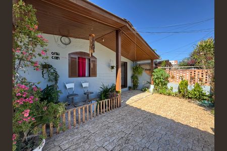 Casa à venda com 120m², 4 quartos e 1 vagaÁrea comum