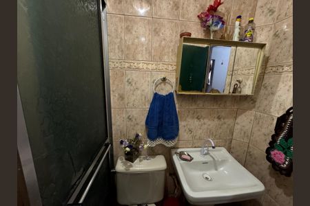 Casa à venda com 120m², 4 quartos e 1 vagaBanheiro