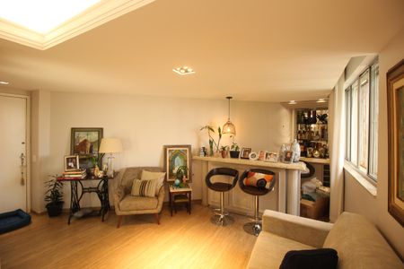 Apartamento à venda com 133m², 3 quartos e 1 vagaSala