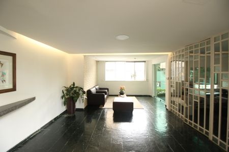 Apartamento à venda com 133m², 3 quartos e 1 vagaHall social