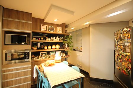 Apartamento à venda com 133m², 3 quartos e 1 vagaCozinha