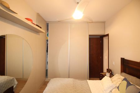 Apartamento à venda com 133m², 3 quartos e 1 vagaQuarto 2