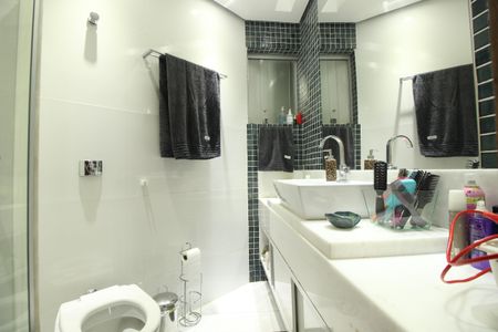 Apartamento à venda com 133m², 3 quartos e 1 vagaBanheiro 2