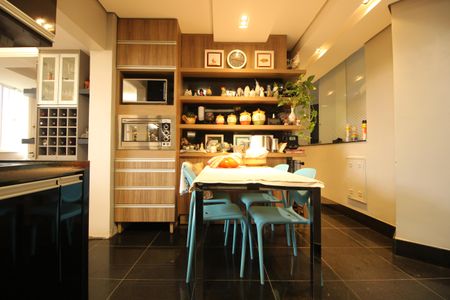 Apartamento à venda com 133m², 3 quartos e 1 vagaCozinha