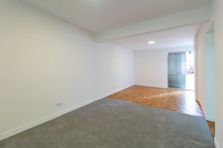 Apartamento à venda com 110m², 2 quartos e 1 vaga Apartamento à venda com 110m², 2 quartos e 1 vagaSuite