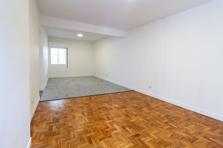 Apartamento à venda com 110m², 2 quartos e 1 vaga Apartamento à venda com 110m², 2 quartos e 1 vagaSuite