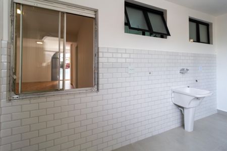 Apartamento à venda com 110m², 2 quartos e 1 vaga Apartamento à venda com 110m², 2 quartos e 1 vagaÁrea de Serviço