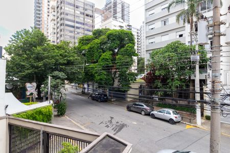 Apartamento à venda com 110m², 2 quartos e 1 vaga Apartamento à venda com 110m², 2 quartos e 1 vagaVista da Janela da Sala
