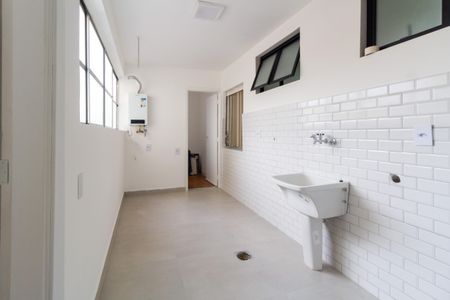 Apartamento à venda com 110m², 2 quartos e 1 vaga Apartamento à venda com 110m², 2 quartos e 1 vagaÁrea de Serviço