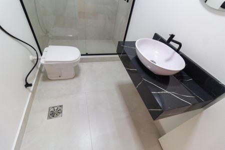 Apartamento à venda com 110m², 2 quartos e 1 vaga Apartamento à venda com 110m², 2 quartos e 1 vagaBanheiro da Suíte