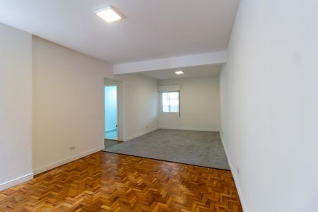 Apartamento à venda com 110m², 2 quartos e 1 vaga Apartamento à venda com 110m², 2 quartos e 1 vagaSuite