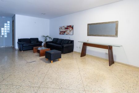 Apartamento à venda com 110m², 2 quartos e 1 vaga Apartamento à venda com 110m², 2 quartos e 1 vagaHall de entrada