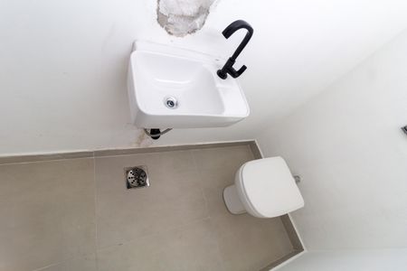 Apartamento à venda com 110m², 2 quartos e 1 vaga Apartamento à venda com 110m², 2 quartos e 1 vagaBanheiro de serviço