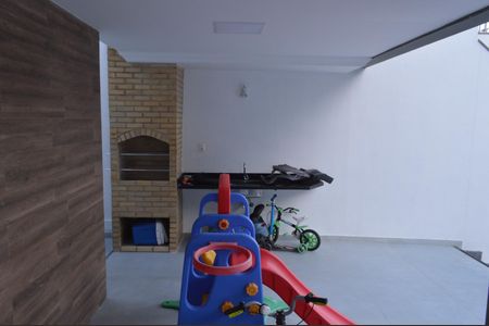 Casa de condomínio para alugar com 170m², 4 quartos e 2 vagas Casa de condomínio para alugar com 170m², 4 quartos e 2 vagasÁrea comum