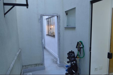 Casa de condomínio para alugar com 170m², 4 quartos e 2 vagas Casa de condomínio para alugar com 170m², 4 quartos e 2 vagasSacada/Quarto 4