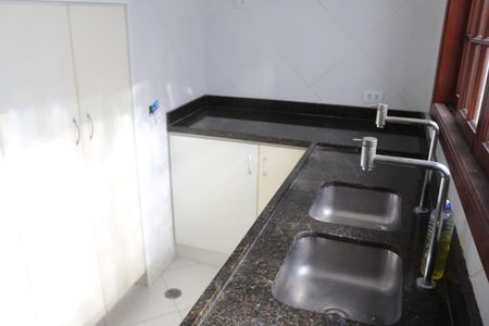 Casa à venda com 124m², 3 quartos e 1 vagaCozinha