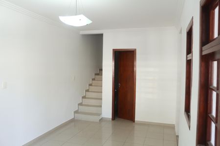 Casa à venda com 124m², 3 quartos e 1 vagaSala
