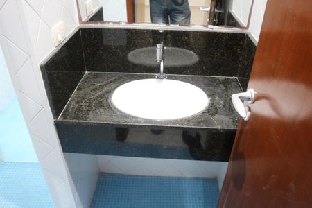 Casa à venda com 124m², 3 quartos e 1 vagaBanheiro da Suíte 2