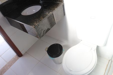 Casa à venda com 124m², 3 quartos e 1 vagaBanheiro 1