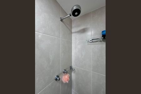 Apartamento à venda com 68m², 2 quartos e 2 vagas Apartamento à venda com 68m², 2 quartos e 2 vagasBanheiro Social