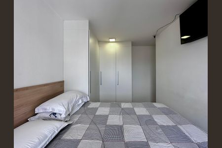 Apartamento à venda com 68m², 2 quartos e 2 vagas Apartamento à venda com 68m², 2 quartos e 2 vagasSuíte