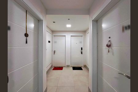 Apartamento à venda com 68m², 2 quartos e 2 vagas Apartamento à venda com 68m², 2 quartos e 2 vagasHall Apartamento