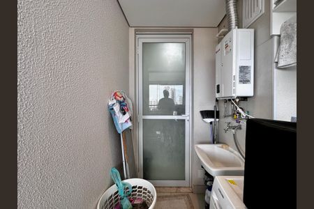 Apartamento à venda com 68m², 2 quartos e 2 vagas Apartamento à venda com 68m², 2 quartos e 2 vagasÁrea de Serviço