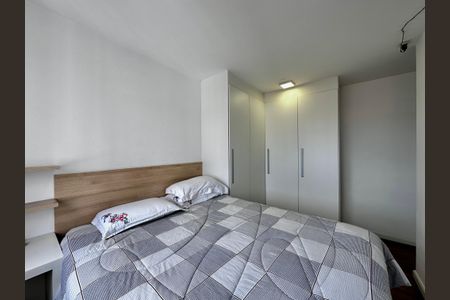 Apartamento à venda com 68m², 2 quartos e 2 vagas Apartamento à venda com 68m², 2 quartos e 2 vagasSuíte