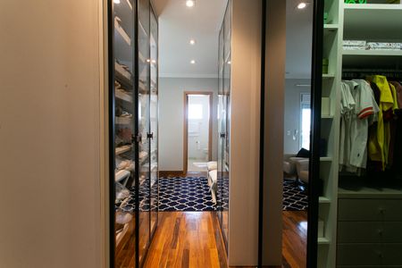 Apartamento para alugar com 173m², 3 quartos e 6 vagas Apartamento para alugar com 173m², 3 quartos e 6 vagasCloset da Suíte 1