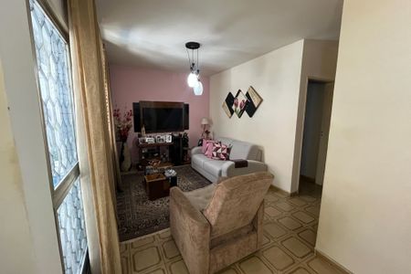 Casa à venda com 260m², 3 quartos e 1 vagaSala