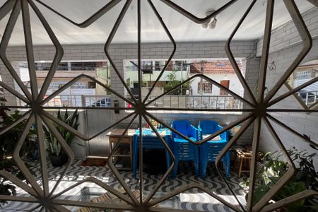 Casa à venda com 260m², 3 quartos e 1 vagaVista