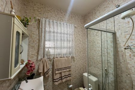 Casa à venda com 260m², 3 quartos e 1 vagaBanheiro 1