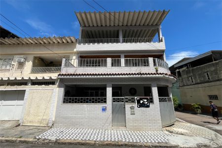 Casa à venda com 260m², 3 quartos e 1 vagaFachada