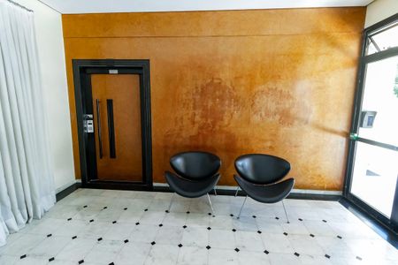 Apartamento à venda com 175m², 5 quartos e 3 vagas Apartamento à venda com 175m², 5 quartos e 3 vagasHall de entrada