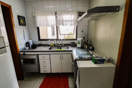 Apartamento à venda com 175m², 5 quartos e 3 vagas Apartamento à venda com 175m², 5 quartos e 3 vagasCozinha - Armários