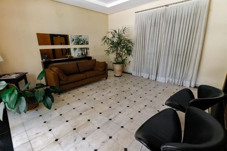 Apartamento à venda com 175m², 5 quartos e 3 vagas Apartamento à venda com 175m², 5 quartos e 3 vagasHall de entrada