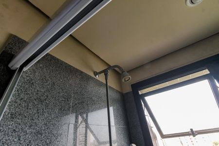 Apartamento à venda com 175m², 5 quartos e 3 vagas Apartamento à venda com 175m², 5 quartos e 3 vagasBanheiro da Suíte 3 - chuveiro