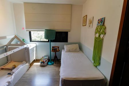 Apartamento à venda com 175m², 5 quartos e 3 vagas Apartamento à venda com 175m², 5 quartos e 3 vagasSuíte 1