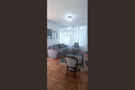 Casa à venda com 400m², 4 quartos e 7 vagas Casa à venda com 400m², 4 quartos e 7 vagasSala