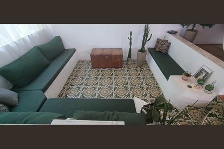 Casa à venda com 400m², 4 quartos e 7 vagas Casa à venda com 400m², 4 quartos e 7 vagasSala de TV