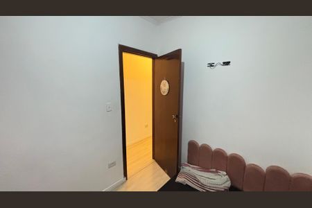 Casa à venda com 240m², 3 quartos e 3 vagas Casa à venda com 240m², 3 quartos e 3 vagasQuarto 2